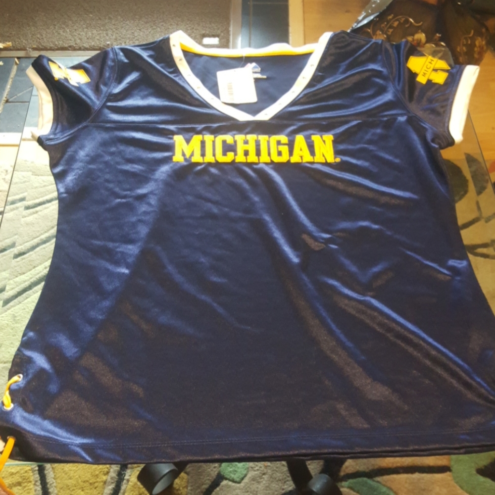 MICHIGAN LADIES XL BY MAJESTIC V NECK JERSEY